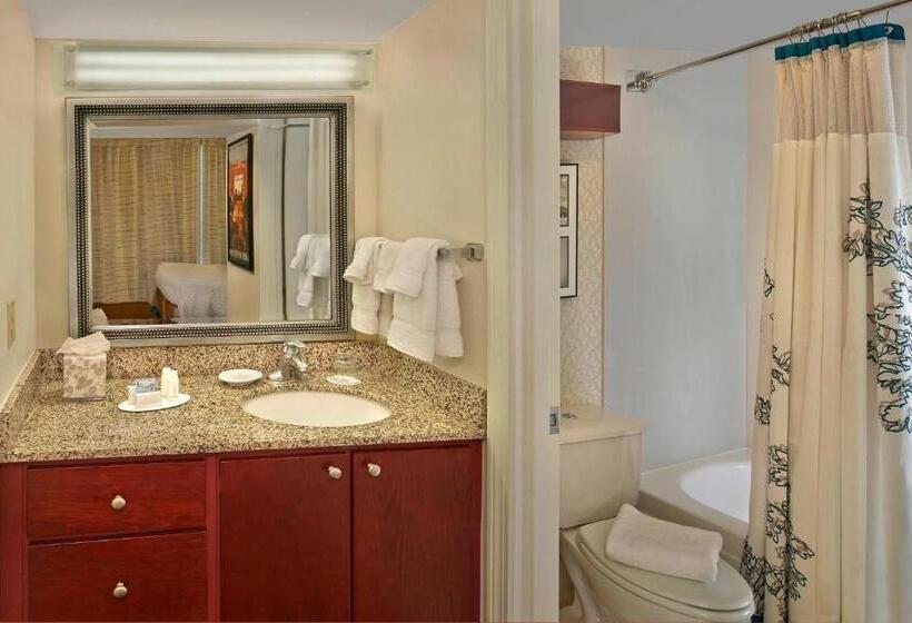Люкс Кровать Кинг, Residence Inn Boston Tewksbury/andover