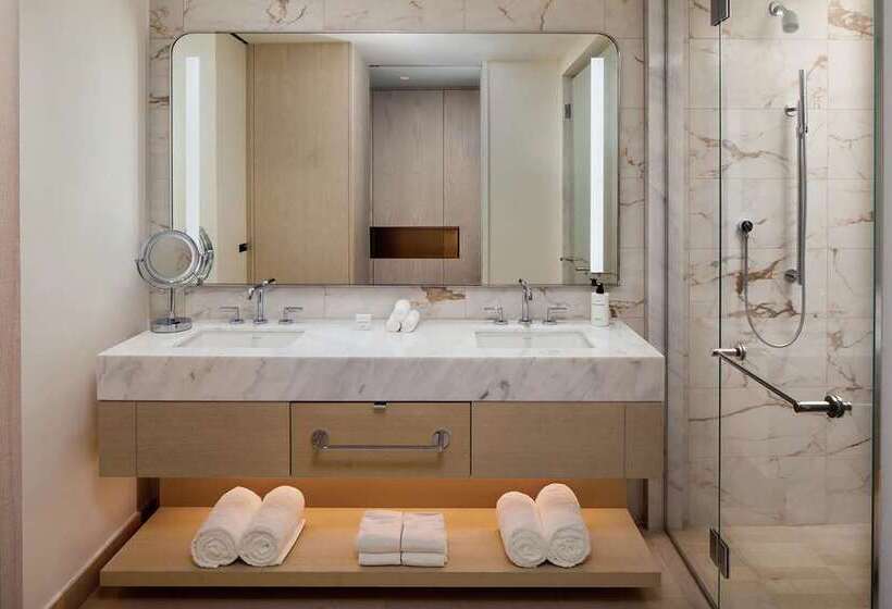 Стандартный Номер Кровать Кинг, Hilton Long Beach