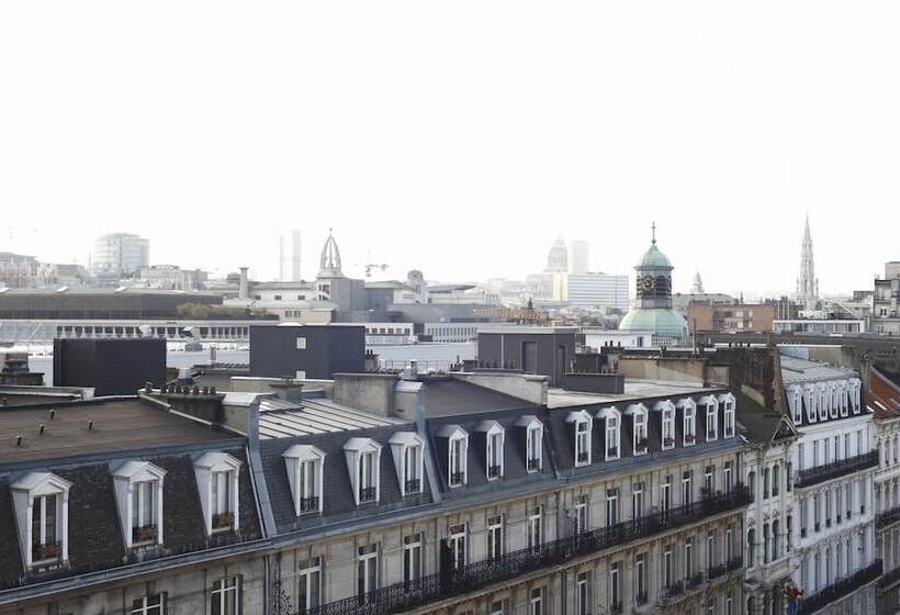 سوییت جونیور, Le Plaza Brussels