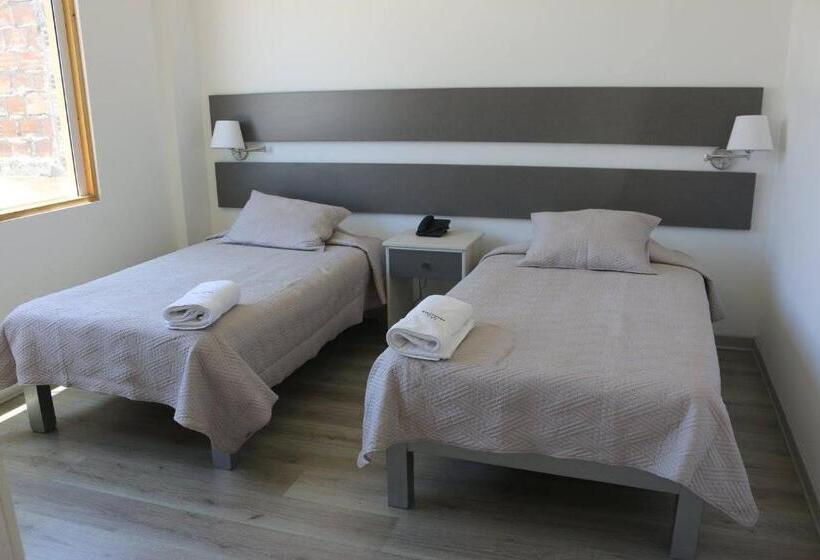 اتاق استاندارد چهار تخته, Tierrasur