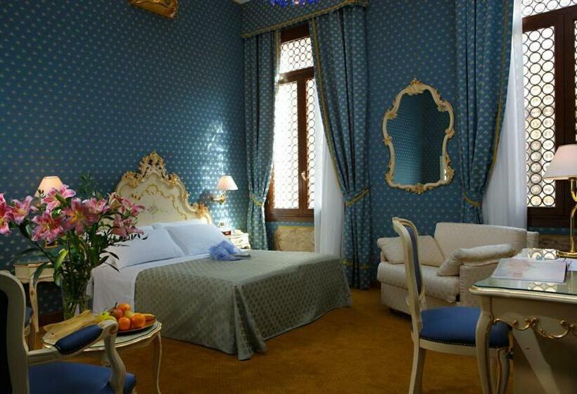 اتاق استاندارد سه نفره, Torino