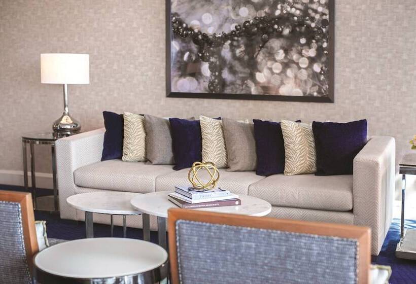 Люкс, Mandalay Bay Resort And Casino