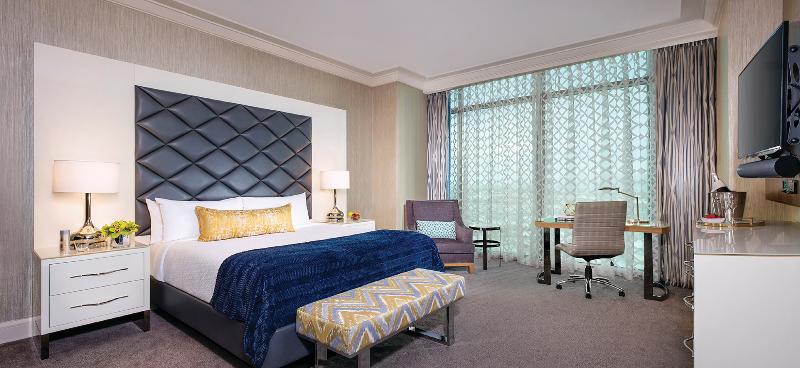 Люкс, Mandalay Bay Resort And Casino