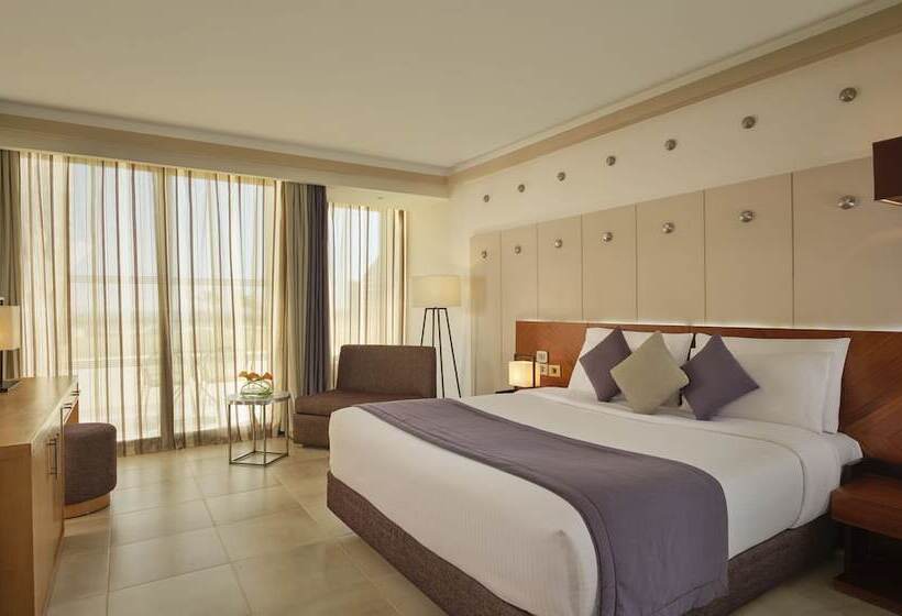 اتاق استاندارد با چشم‌انداز استخر, Coral Sea Imperial Coral Sea Sensatori