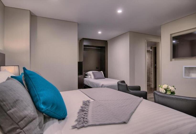 스위트 킹사이즈 침대, Canberra Rex