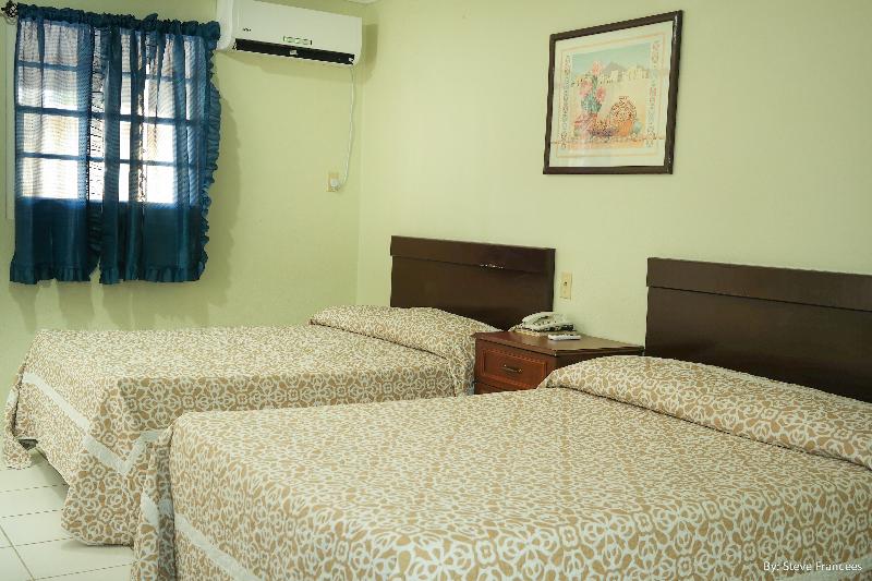 اتاق استاندارد, Coconut Inn