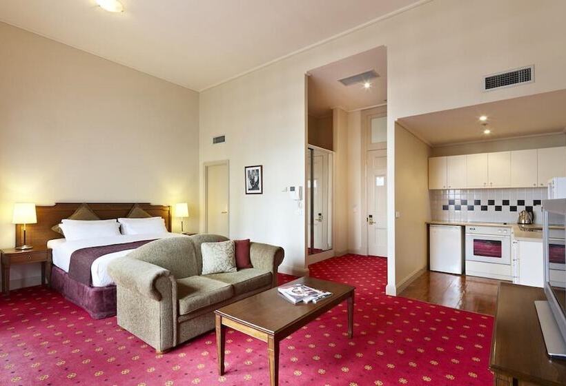 استودیوی استاندارد, Grand Hotel Melbourne