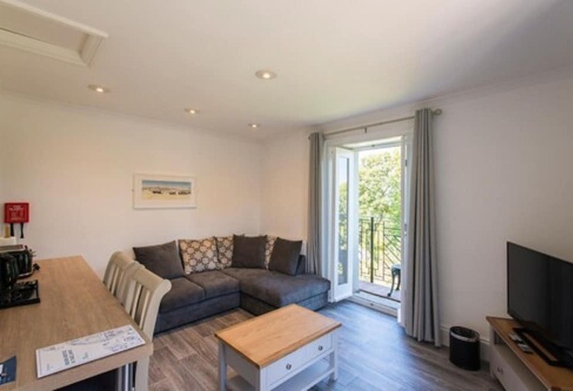 2 Bedroom Apartment Side Sea View, Tregenna Castle Resort