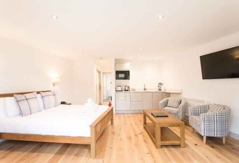 2 Bedroom Apartment Side Sea View, Tregenna Castle Resort