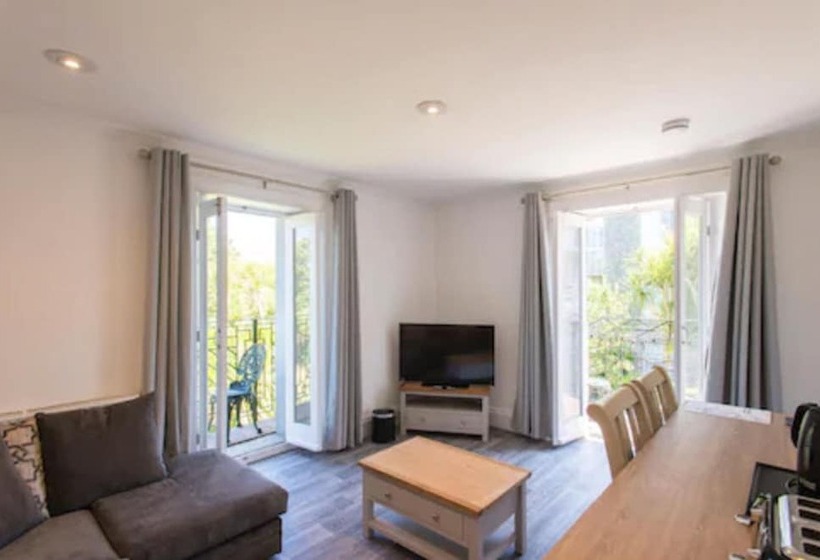 2 Bedroom Apartment Side Sea View, Tregenna Castle Resort