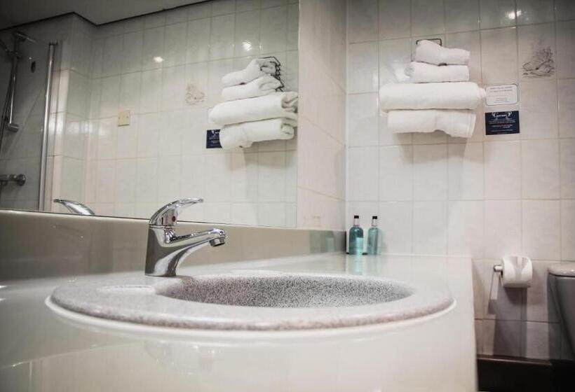 Номер Стандарт, Skipton Hotel   Formerly Known As Hotel Rendezvous Skipton