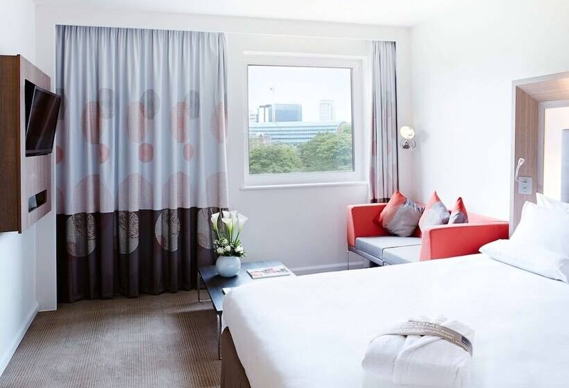 Executive Rum, Novotel London Waterloo