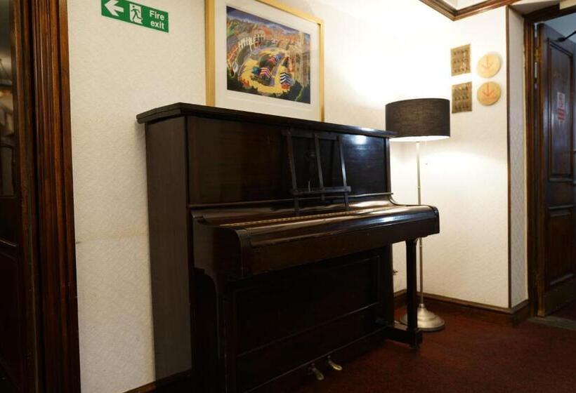 Номер Стандарт, Royal Hotel Kettering