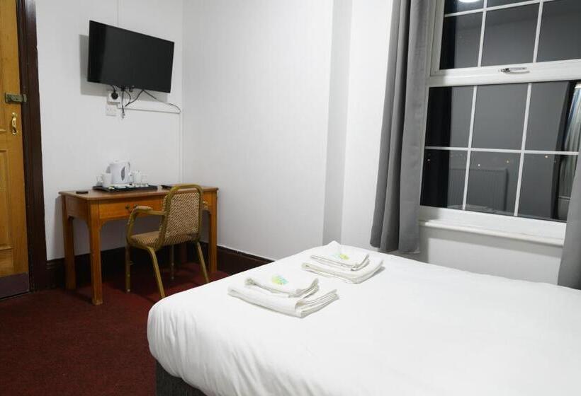 Номер Стандарт, Royal Hotel Kettering