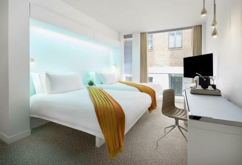 Номер Superior, St Martins Lane London