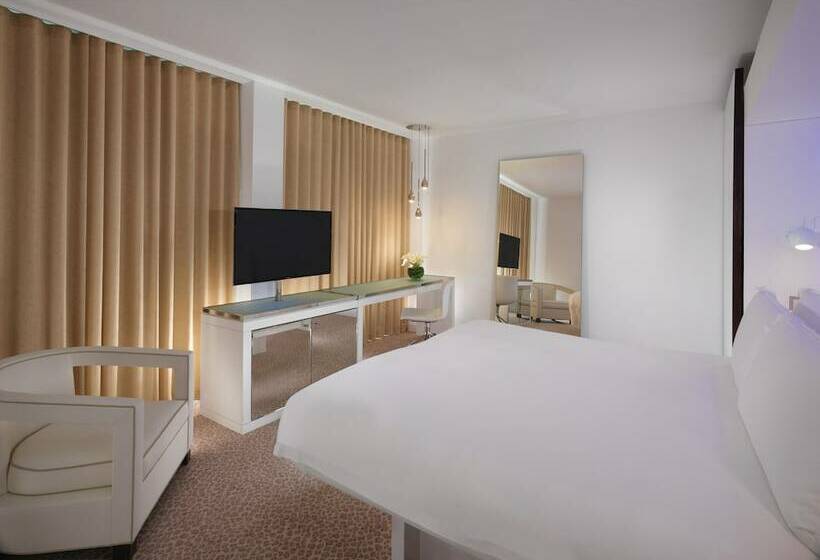 Номер Deluxe, St Martins Lane London