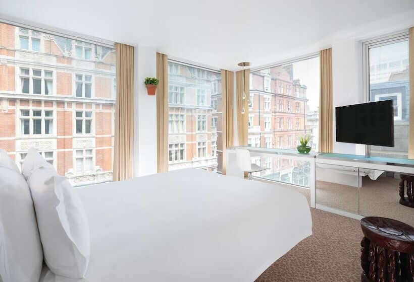 Номер Superior, St Martins Lane London