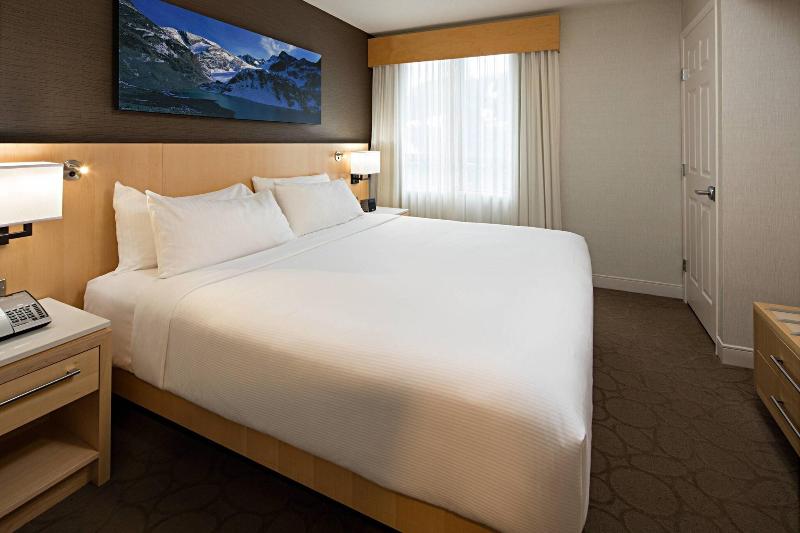 스위트, Delta Hotels By Marriott Whistler Village Suites