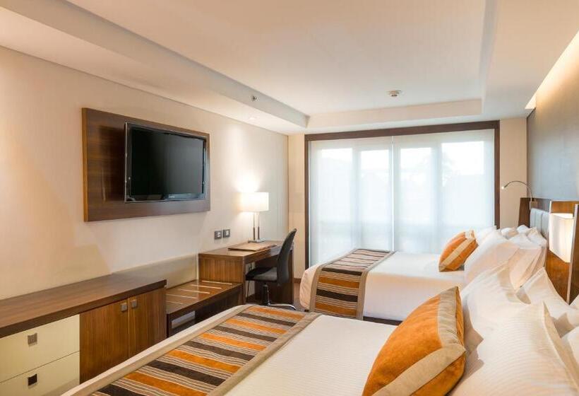 Номер Стандарт, Dann Carlton Bogota