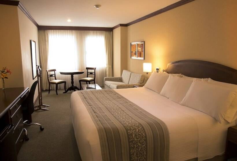 Номер Superior, Dann Carlton Bogota