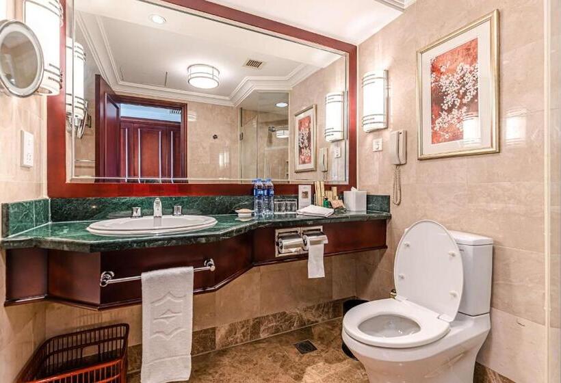 اتاق لوکس, Shangri La Wuhan,close To The Mixc With Three Subway Lines