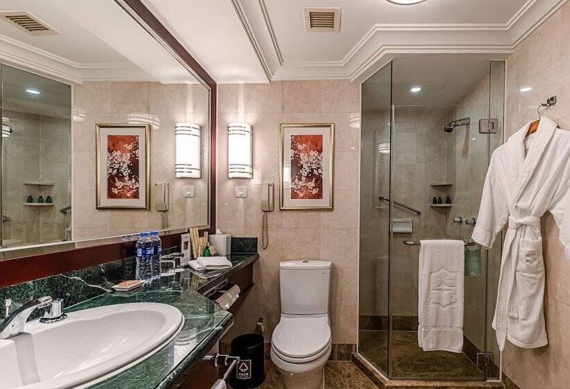 اتاق لوکس, Shangri La Wuhan,close To The Mixc With Three Subway Lines
