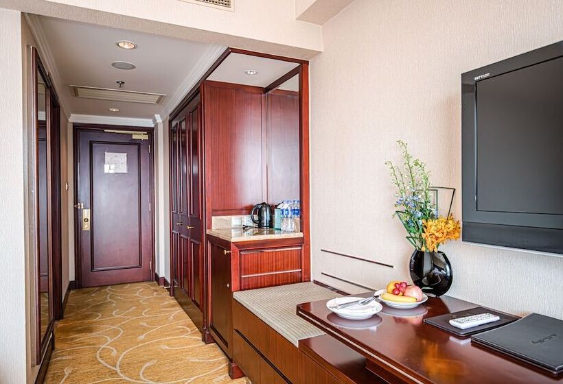 اتاق لوکس, Shangri La Wuhan,close To The Mixc With Three Subway Lines