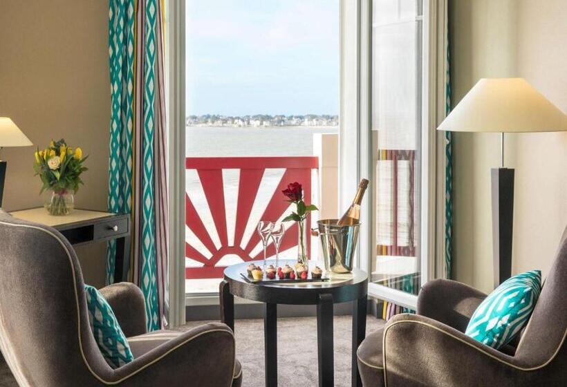 سوییت جونیور با چشم‌انداز دریا, Mercure La Baule Majestic