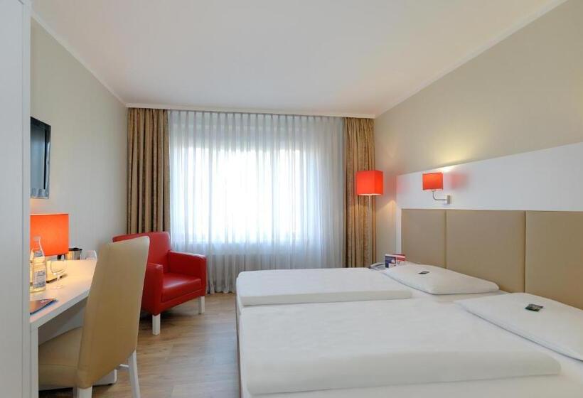 Номер Комфорт, Stuttgart Sindelfingen City By Tulip Inn