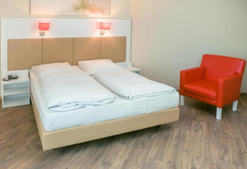Номер Стандарт, Stuttgart Sindelfingen City By Tulip Inn