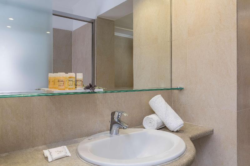 스탠다드 도시전망 룸, Best Western Plus Hotel Plaza