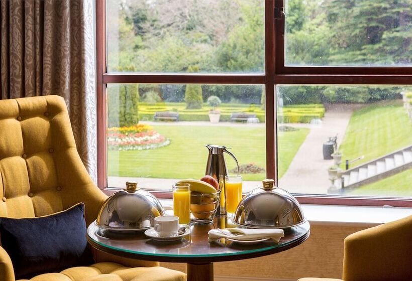 اتاق پریمیوم با چشم‌انداز باغ, Radisson Blu St. Helens
