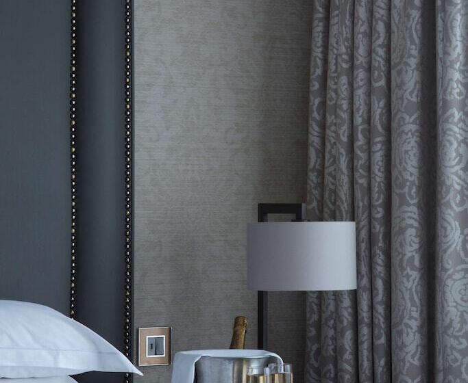 سوییت, Radisson Blu St. Helens