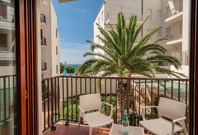 ガーデンビュースーペリアールーム, El Balear