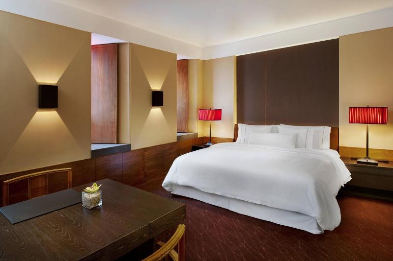 Номер Клуб, The Yokohama Bay Hotel Tokyu