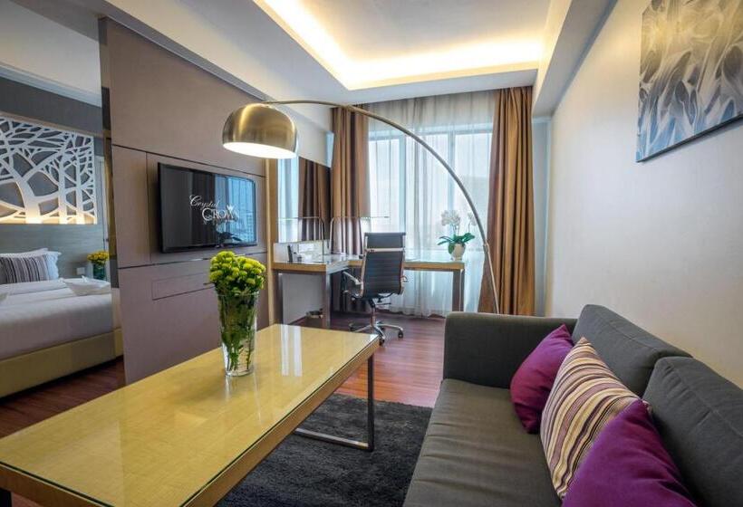 Полулюкс, Crystal Crown Hotel Petaling Jaya