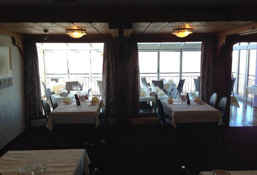 اتاق استاندارد با چشم‌انداز, Restaurant Kulm