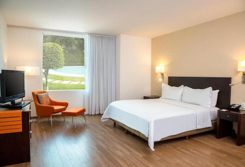 Стандартный Номер Кровать Кинг, Fiesta Inn Express Perinorte