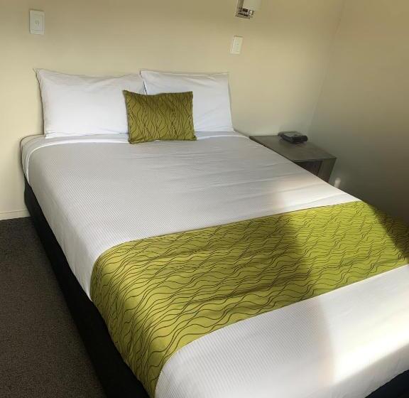 Апартаменты 2 Спальни, Admirals Motor Inn