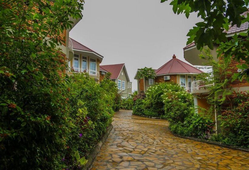 اتاق لوکس, Masailand Safari Lodge