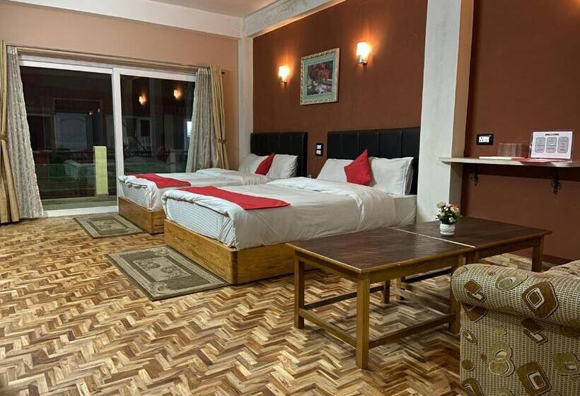 اتاق لوکس چهار تخته, Hidden Gem Residency