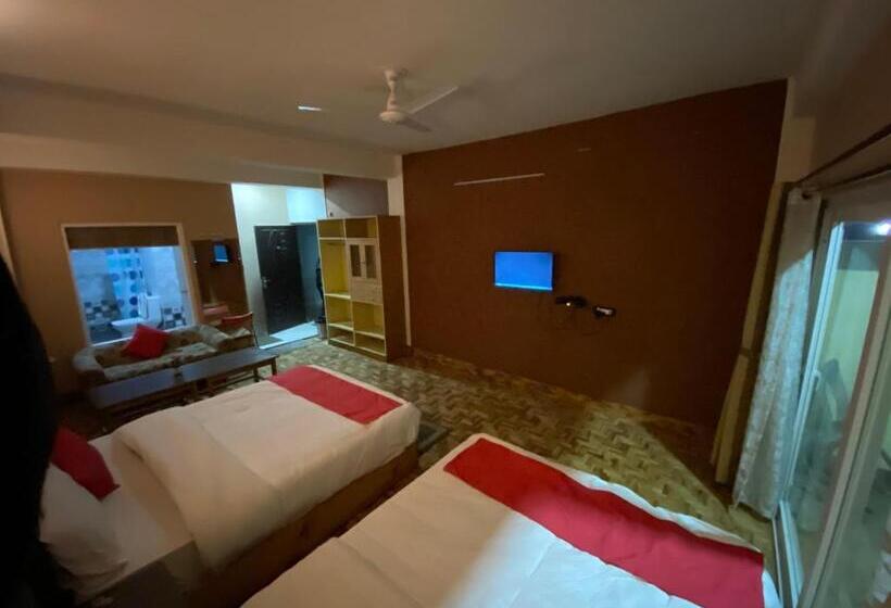 اتاق لوکس چهار تخته, Hidden Gem Residency