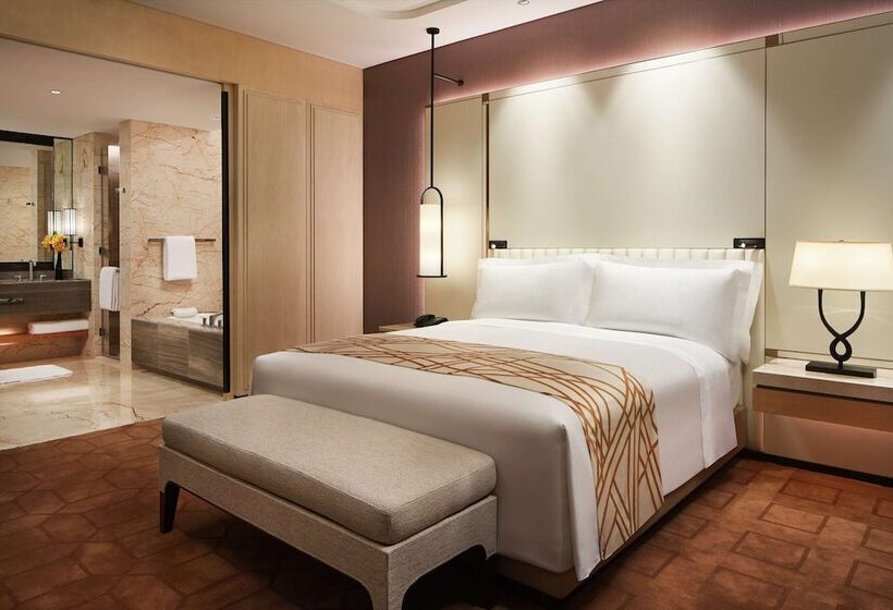 سوییت لوکس, Conrad Tianjin