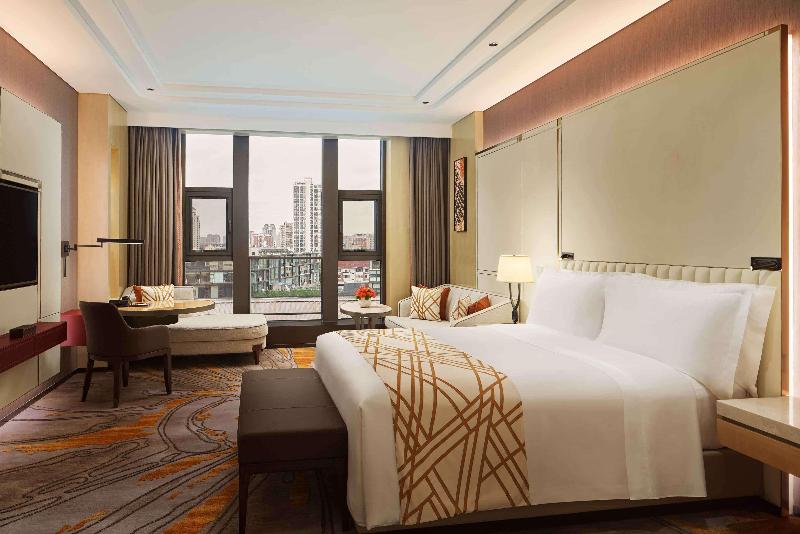 اتاق لوکس با تخت بزرگ, Conrad Tianjin