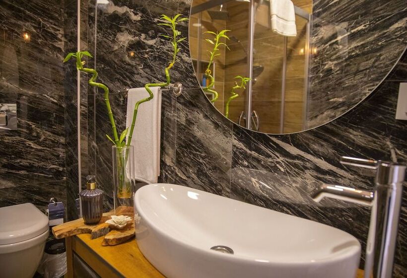 חדר דלוקס לארבעה, Bellapais 58 Luxury Cesme