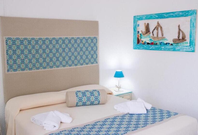 اتاق استاندارد سه نفره, Canne Al Vento