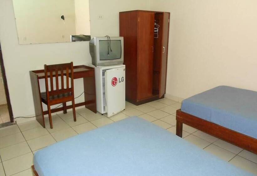 اتاق استاندارد سه نفره, Hostal Jhuliana