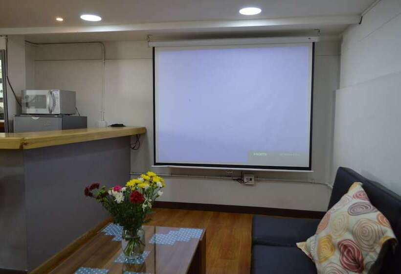 اتاق لوکس, Poblado Guest House