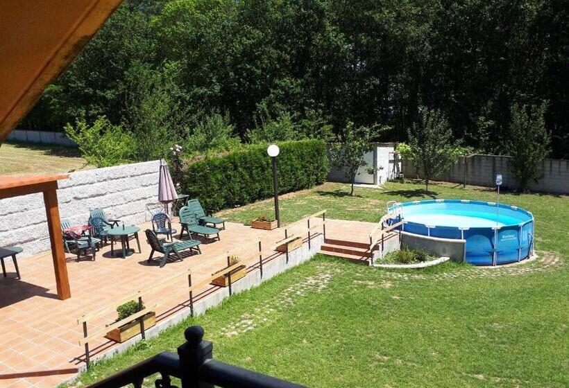 Номер Стандарт Трехместный, Pension Vilanova