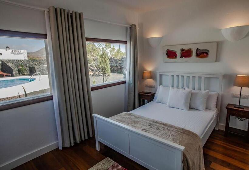 Номер Стандарт с Террасой, Los Lirios Hotel Rural   Adults Only